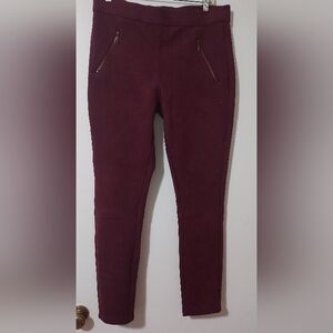 Red High-Waisted Stretch Leggings